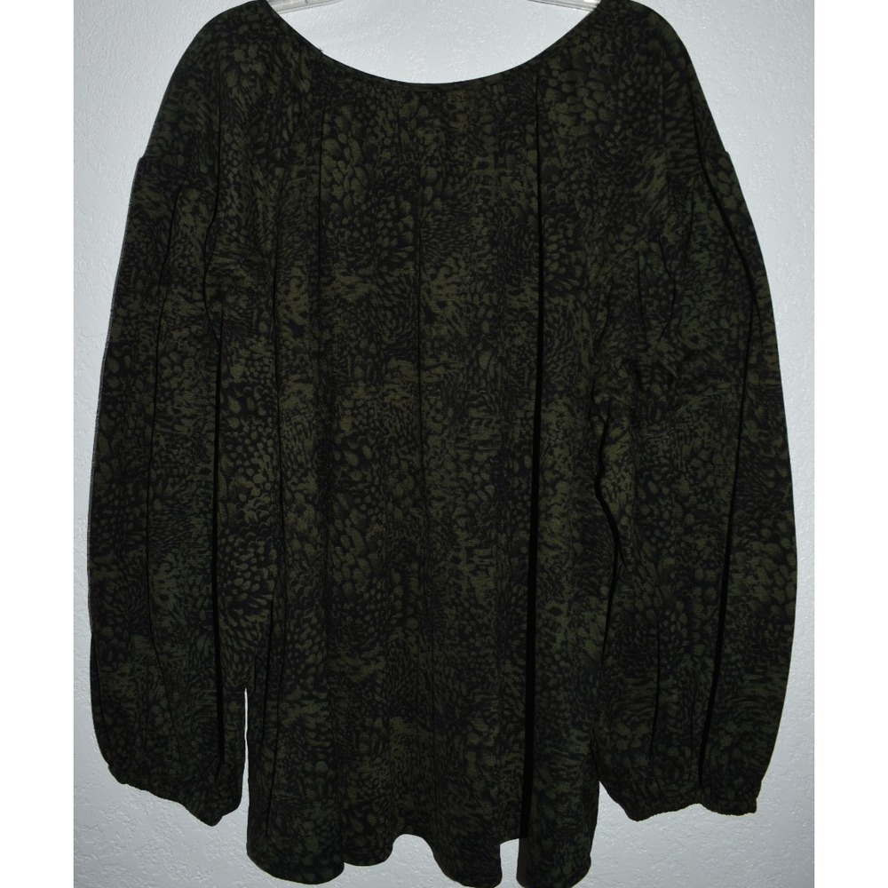 Ava & Viv Top 3X Green Floral Stretch Long Sleeve Lightweight‎ Flowey Pullover - Picture 3 of 16